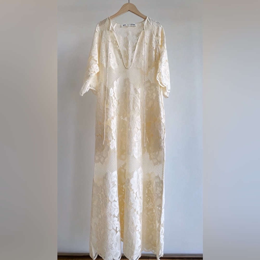 SOLD 🩷MR. LARKIN LOLA Dress Elegant | Creamy Lace Maxi Dress - Picture 5 of 12